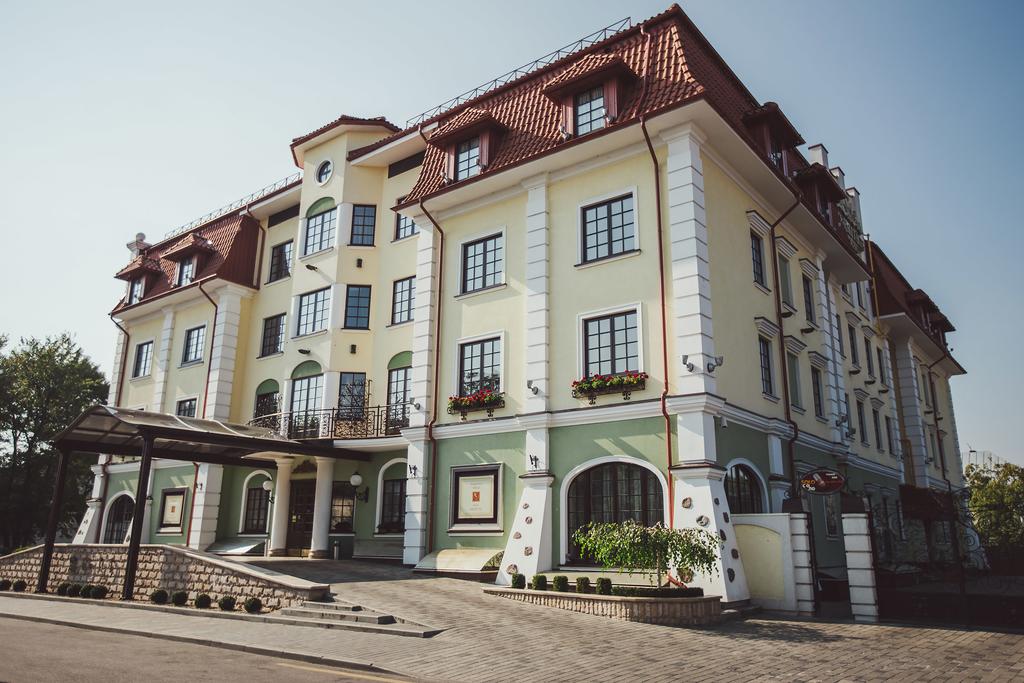 Hotel "Hermitage", Brest city