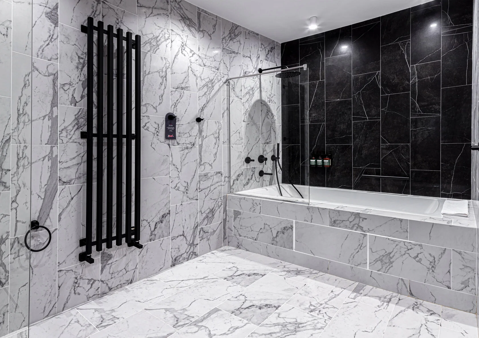 bathroom_k1opr1_.jpg.webp