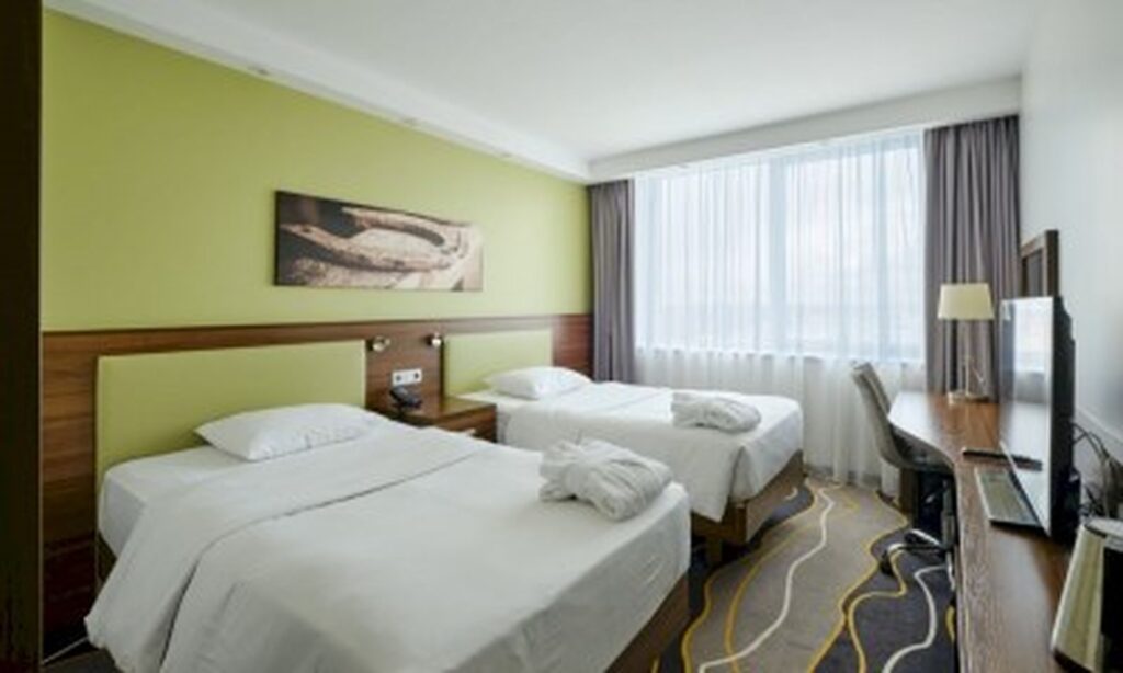 Hampton by Hilton Brest