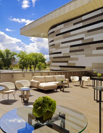 imgi_131_mhpmc-terrace-0060-hor-clsc-scaled.jpg
