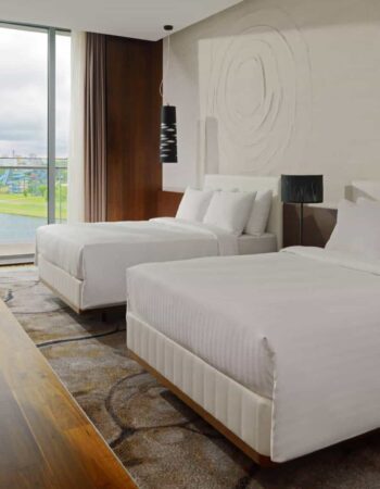 imgi_39_mhpmc-guestroom-0015-hor-wide-scaled.jpg