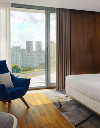 imgi_40_mhpmc-guestroom-0016-hor-wide-scaled.jpg