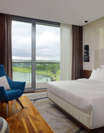 imgi_90_mhpmc-guestroom-0017-hor-clsc-scaled.jpg