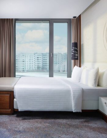 imgi_98_mhpmc-luxury-suite-5247-hor-clsc-scaled.jpg